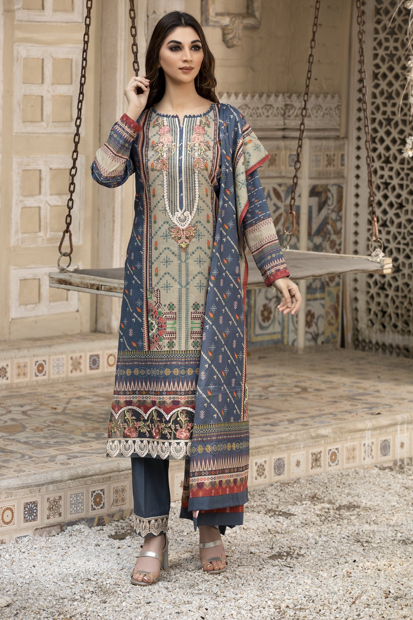 Dark Gray Embroidered Lawn Dress ll Unstitched 3-pc